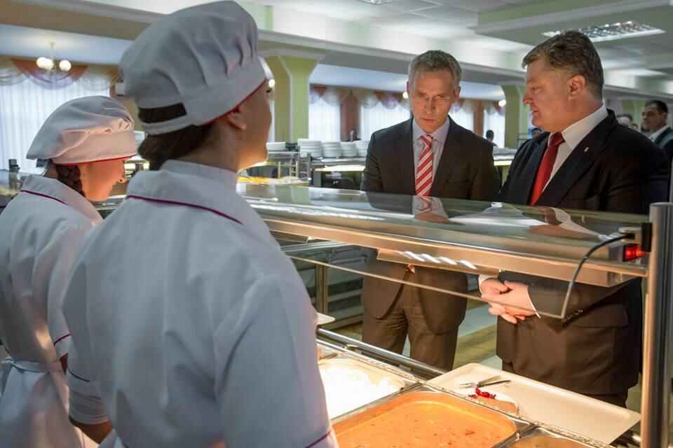 17156d7b74681d4fe2c43149fb745f9d